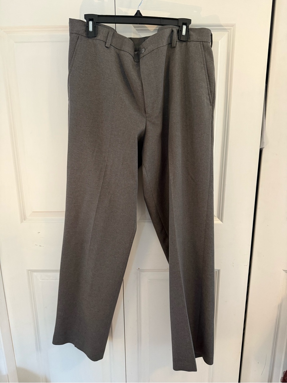 Van Heusen Men's Charcoal Dress Pants